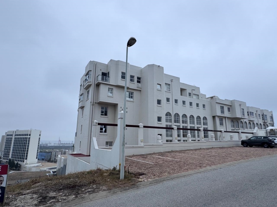 2 Bedroom Property for Sale in Summerstrand Eastern Cape